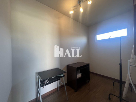 Imagem Casa com 3 Quartos à Venda, 240 m² em Centro - Bady Bassitt