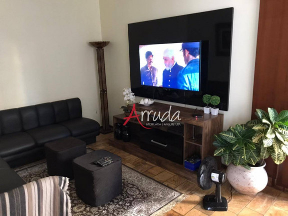 Imagem Sobrado com 3 Quartos à Venda, 343 m² em Maria Luiza - Cascavel