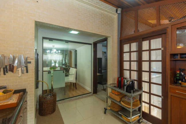 Imagem Casa com 3 Quartos à Venda, 175 m² em Seminário - Curitiba