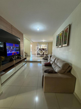 Imagem Casa com 5 Quartos à Venda, 381 m² em Candeias - Vitória Da Conquista Imagem Casa com 5 Quartos à Venda, 381 m² em Candeias - Vitória Da Conquista