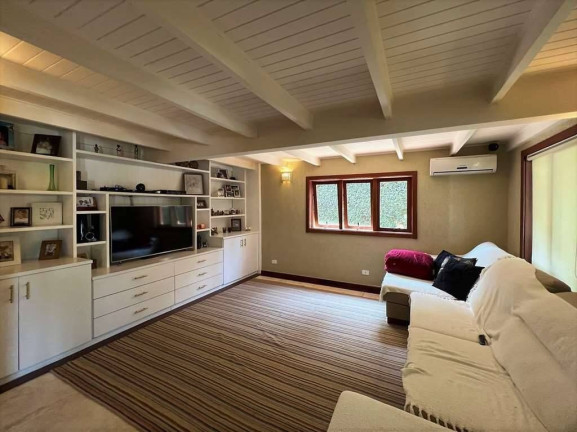 Imagem Casa com 5 Quartos à Venda, 440 m² em Algarve - Cotia Imagem Casa com 5 Quartos à Venda, 440 m² em Algarve - Cotia