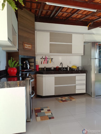 Imagem Casa com 3 Quartos à Venda, 239 m² em Valparaíso - Patos De Minas