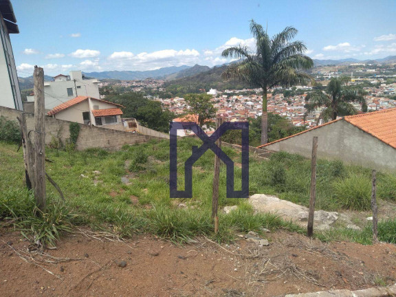 Imagem Terreno à Venda, 432 m² em Morro Chic - Itajubá Imagem Terreno à Venda, 432 m² em Morro Chic - Itajubá