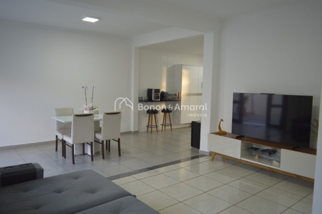 Imagem Casa com 3 Quartos à Venda, 287 m² em Vila Joaquim Inácio - Campinas Imagem Casa com 3 Quartos à Venda, 287 m² em Vila Joaquim Inácio - Campinas