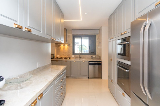 Imagem Apartamento com 4 Quartos à Venda, 180 m² em Centro - Balneário Camboriú Imagem Apartamento com 4 Quartos à Venda, 180 m² em Centro - Balneário Camboriú