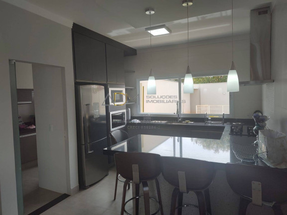 Imagem Casa com 3 Quartos à Venda, 1.300 m² em Residencial Parque Laguna I - Botucatu