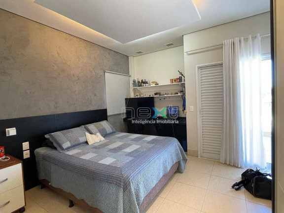 Imagem Sobrado com 3 Quartos à Venda, 415 m² em Chácara Cachoeira - Campo Grande