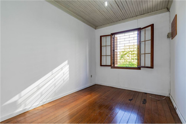 Imagem Casa com 3 Quartos à Venda, 211 m² em Menino Deus - Porto Alegre
