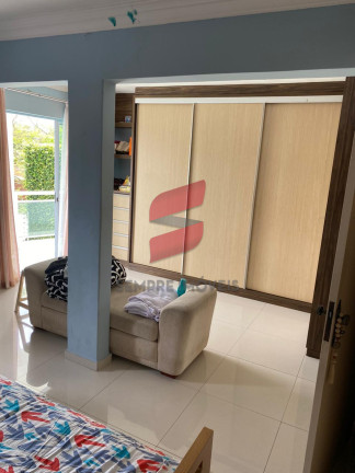 Imagem Casa com 3 Quartos à Venda, 247 m² em Centro - Pinhais Imagem Casa com 3 Quartos à Venda, 247 m² em Centro - Pinhais