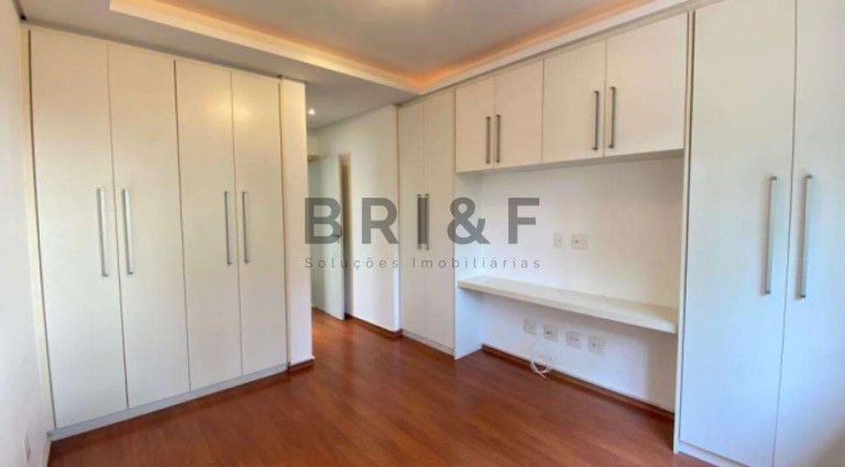 Imagem Casa com 4 Quartos à Venda, 932 m² em Jardim Petrópolis - São Paulo