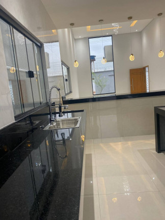 Imagem Casa com 3 Quartos à Venda, 360 m² em Residencial Jardim Canedo - Senador Canedo Imagem Casa com 3 Quartos à Venda, 360 m² em Residencial Jardim Canedo - Senador Canedo