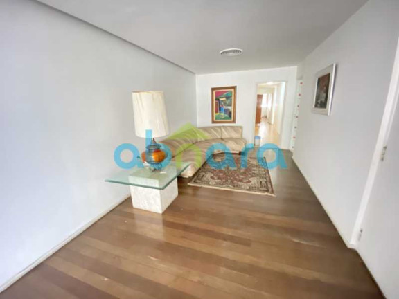 Imagem Apartamento com 4 Quartos à Venda, 355 m² em Copacabana - Rio De Janeiro Imagem Apartamento com 4 Quartos à Venda, 355 m² em Copacabana - Rio De Janeiro