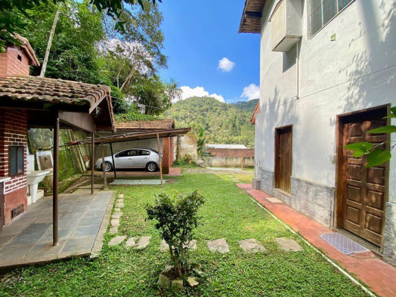 Imagem Casa com 3 Quartos à Venda, 181 m² em Albuquerque - Teresópolis Imagem Casa com 3 Quartos à Venda, 181 m² em Albuquerque - Teresópolis