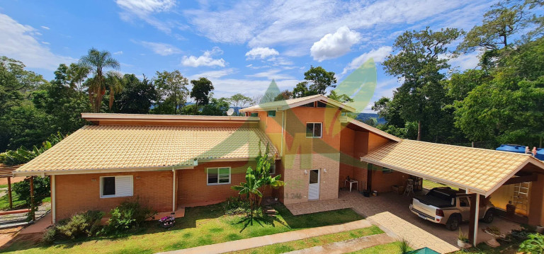 Chácara com 3 Quartos à Venda, 2.000 m² em Portão - Atibaia
