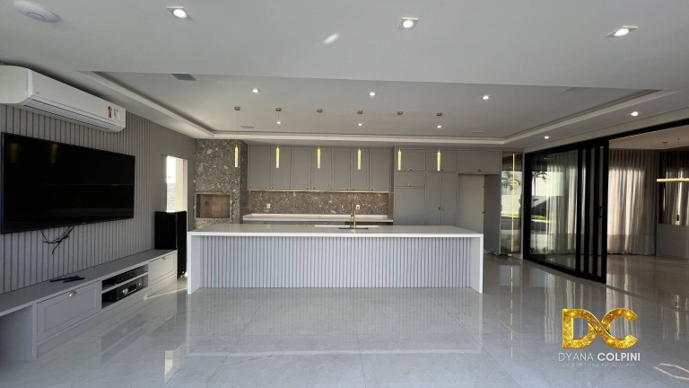 Imagem Casa de Condomínio com 4 Quartos à Venda, 330 m² em Petrópolis - Várzea Grande Imagem Casa de Condomínio com 4 Quartos à Venda, 330 m² em Petrópolis - Várzea Grande