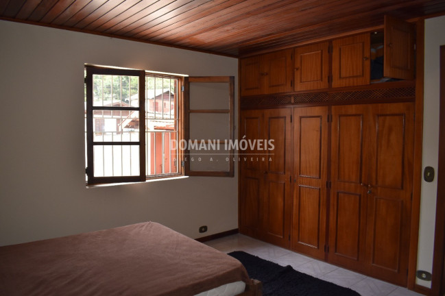 Imagem Casa com 4 Quartos à Venda, 173 m² em Região Do Jaguaribe - Campos Do Jordão