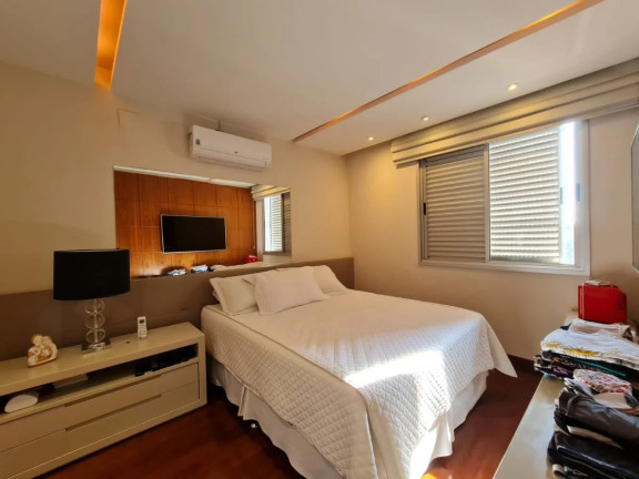 Imagem Apartamento com 4 Quartos à Venda, 145 m² em Savassi - Belo Horizonte