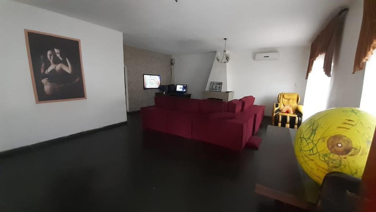 Imagem Casa com 2 Quartos à Venda, 182 m² em Parque Recanto Mônica - Itaquaquecetuba Imagem Casa com 2 Quartos à Venda, 182 m² em Parque Recanto Mônica - Itaquaquecetuba