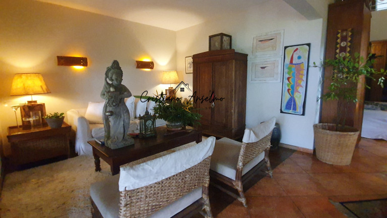 Imagem Casa com 3 Quartos à Venda, 250 m² em Ilhabela Imagem Casa com 3 Quartos à Venda, 250 m² em Ilhabela