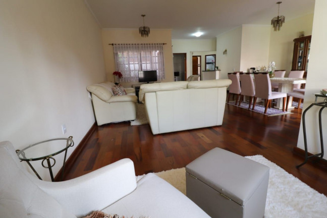 Imagem Sobrado com 3 Quartos à Venda, 255 m² em Cidade Universitária - Campinas