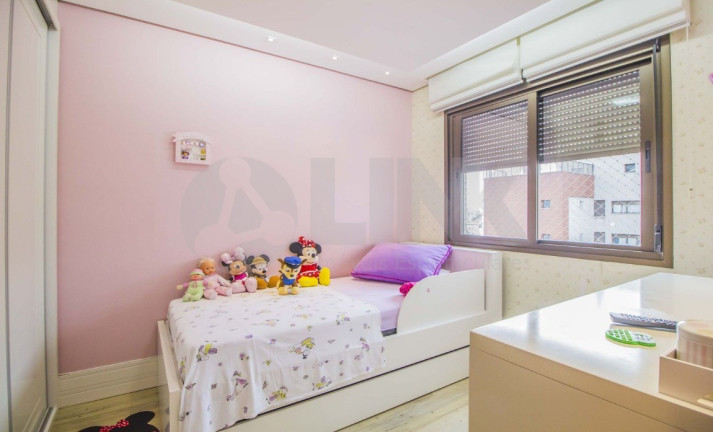 Imagem Imóvel com 3 Quartos à Venda, 260 m² em Jardim Lindóia - Porto Alegre Imagem Imóvel com 3 Quartos à Venda, 260 m² em Jardim Lindóia - Porto Alegre
