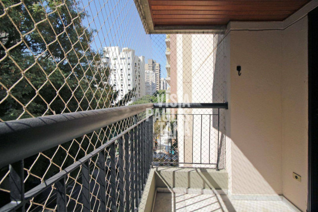 Apartamento com 2 Quartos para Alugar, 71 m² em Moema - São Paulo