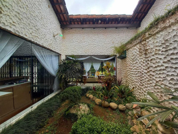Imagem Edifício Residencial com 15 Quartos à Venda, 4.000 m² em Cascata Dos Amores - Teresópolis Imagem Edifício Residencial com 15 Quartos à Venda, 4.000 m² em Cascata Dos Amores - Teresópolis