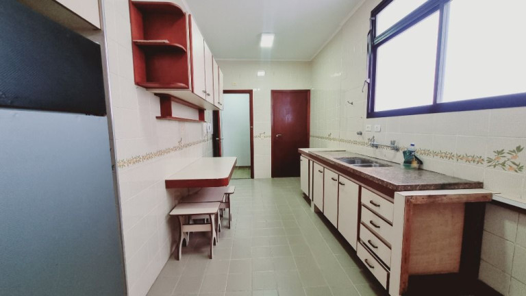 Imagem Apartamento com 3 Quartos à Venda, 137 m² em Pitangueiras - Guarujá