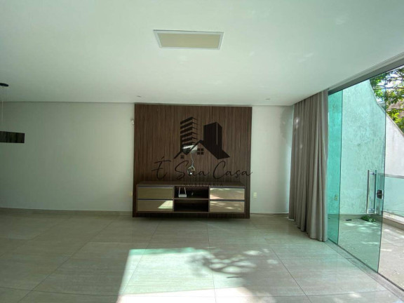 Imagem Casa com 3 Quartos à Venda, 220 m² em Cabral - Contagem Imagem Casa com 3 Quartos à Venda, 220 m² em Cabral - Contagem