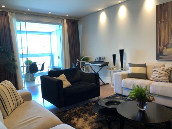 Imagem Apartamento com 4 Quartos à Venda, 240 m² em Atiradores - Joinville Imagem Apartamento com 4 Quartos à Venda, 240 m² em Atiradores - Joinville