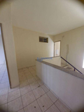 Imagem Casa com 4 Quartos à Venda, 180 m² em Maraponga - Fortaleza Imagem Casa com 4 Quartos à Venda, 180 m² em Maraponga - Fortaleza