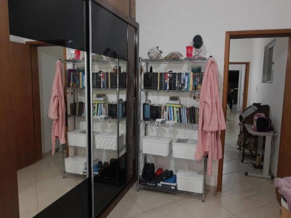 Imagem Sobrado com 2 Quartos à Venda, 139 m² em Vila São Geraldo - Taubaté Imagem Sobrado com 2 Quartos à Venda, 139 m² em Vila São Geraldo - Taubaté