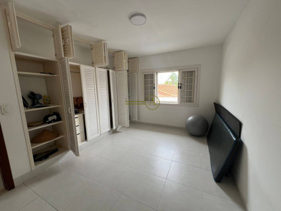 Imagem Sobrado com 4 Quartos à Venda, 251 m² em Parque Balneário Oásis - Peruíbe Imagem Sobrado com 4 Quartos à Venda, 251 m² em Parque Balneário Oásis - Peruíbe