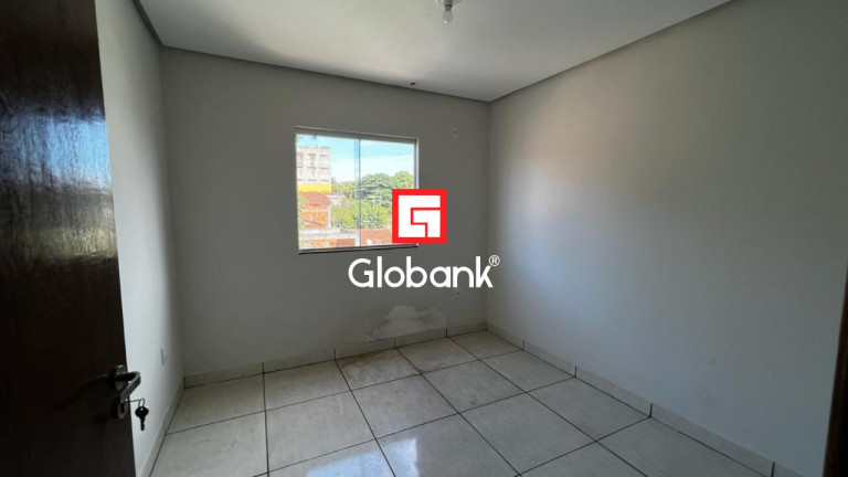 Imagem Apartamento com 3 Quartos para Alugar, 80 m² em Vila Sumaré - Montes Claros Imagem Apartamento com 3 Quartos para Alugar, 80 m² em Vila Sumaré - Montes Claros