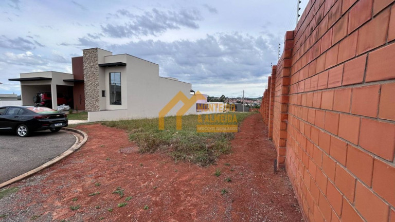 Casa de Condomínio à Venda, 302 m² em Terras De Santo Antônio - Itapetininga