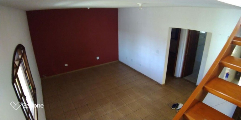 Imagem Sobrado com 4 Quartos à Venda, 200 m² em Interlagos - São Paulo