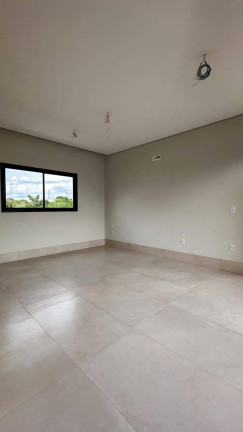 Imagem Sobrado com 4 Quartos à Venda, 440 m² em Ribeirão Do Lipa - Cuiabá