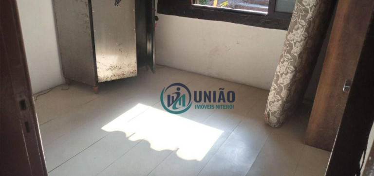 Imagem Casa com 5 Quartos à Venda, 250 m² em Maria Paula - Niterói