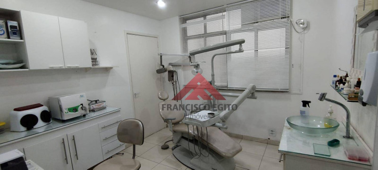 Sala Comercial à Venda, 31 m² em Centro - Niterói