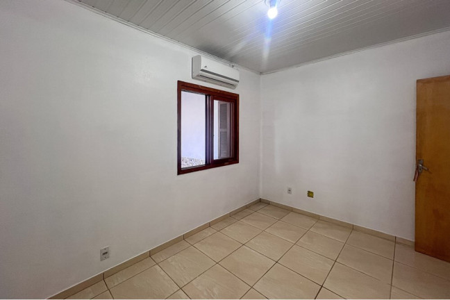 Imagem Casa com 2 Quartos à Venda, 45 m² em Olaria - Canoas