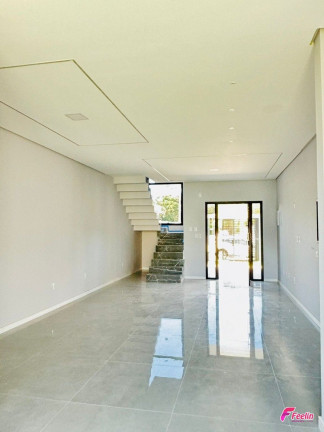Imagem Casa com 3 Quartos à Venda, 150 m² em Ingleses - Florianópolis Imagem Casa com 3 Quartos à Venda, 150 m² em Ingleses - Florianópolis