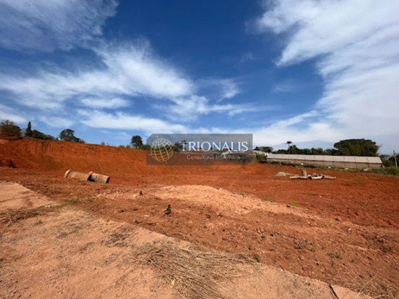 Imóvel à Venda, 2.302 m² em Canedos - Piracaia