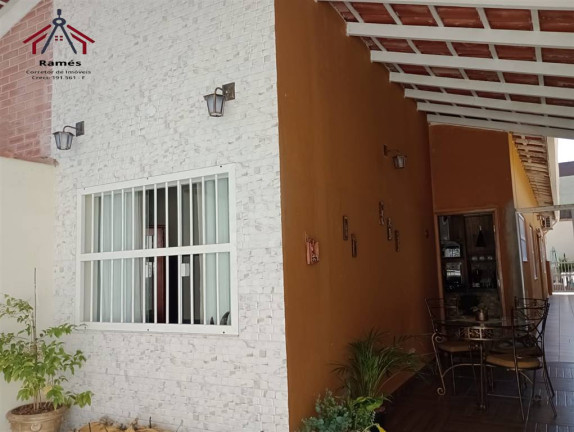 Casa com 2 Quartos à Venda,  em Vila Tupi - Praia Grande
