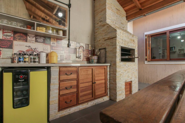 Imagem Imóvel com 2 Quartos à Venda, em Hípica - Porto Alegre Imagem Imóvel com 2 Quartos à Venda, em Hípica - Porto Alegre