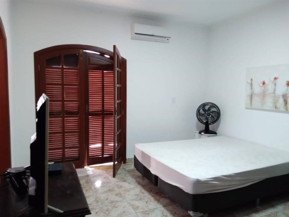 Imagem Casa com 4 Quartos à Venda, 270 m² em Flórida - Praia Grande Imagem Casa com 4 Quartos à Venda, 270 m² em Flórida - Praia Grande