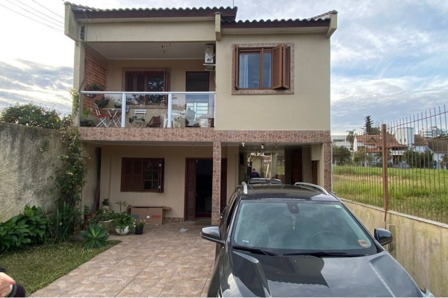 Casa com 3 Quartos à Venda, 183 m² em Nossa Senhora Das Graças - Canoas
