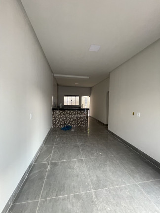 Casa com 3 Quartos à Venda, 79 m² em Nossa Senhora Da Penha - Goianésia