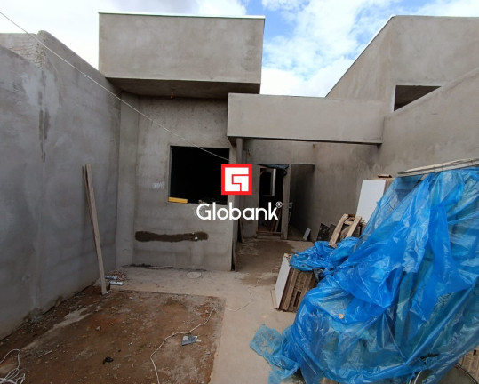 Imagem Casa com 2 Quartos à Venda,  em Delfino - Montes Claros