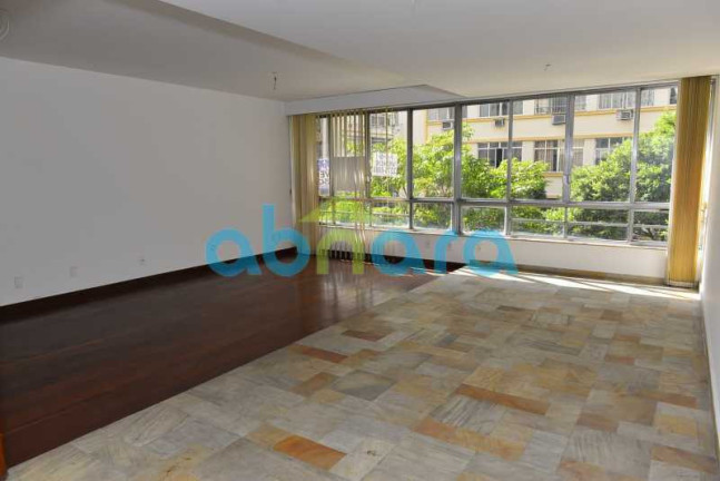 Imagem Apartamento com 3 Quartos à Venda, 200 m² em Copacabana - Rio De Janeiro Imagem Apartamento com 3 Quartos à Venda, 200 m² em Copacabana - Rio De Janeiro