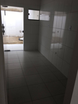 Imagem Casa com 2 Quartos à Venda, em Conceicão - Feira De Santana Imagem Casa com 2 Quartos à Venda, em Conceicão - Feira De Santana